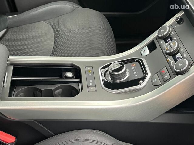 Красный Ленд Ровер Рендж Ровер Эвок, объемом двигателя 2 л и пробегом 97 тыс. км за 22990 $, фото 18 на Automoto.ua