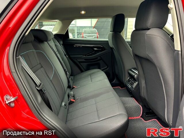 Червоний Ленд Ровер Рендж Ровер Евок, об'ємом двигуна 2 л та пробігом 8400 тис. км за 33389 $, фото 12 на Automoto.ua