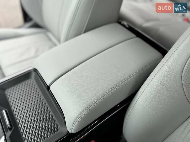 Красный Ленд Ровер Рендж Ровер Эвок, объемом двигателя 2 л и пробегом 38 тыс. км за 29900 $, фото 37 на Automoto.ua