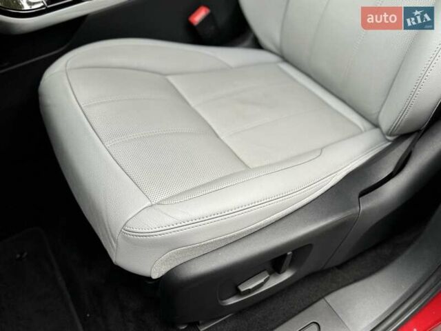 Красный Ленд Ровер Рендж Ровер Эвок, объемом двигателя 2 л и пробегом 38 тыс. км за 29900 $, фото 35 на Automoto.ua