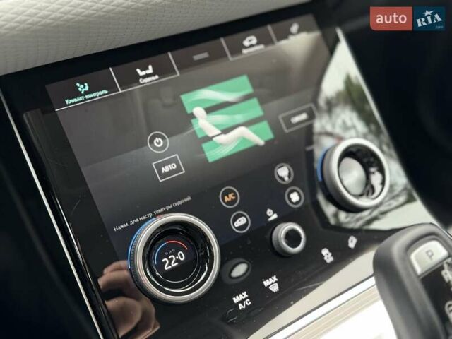 Красный Ленд Ровер Рендж Ровер Эвок, объемом двигателя 2 л и пробегом 38 тыс. км за 29900 $, фото 84 на Automoto.ua