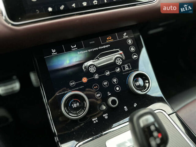 Червоний Ленд Ровер Рендж Ровер Евок, об'ємом двигуна 2 л та пробігом 63 тис. км за 39900 $, фото 64 на Automoto.ua