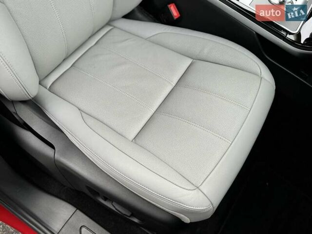 Красный Ленд Ровер Рендж Ровер Эвок, объемом двигателя 2 л и пробегом 38 тыс. км за 29900 $, фото 66 на Automoto.ua