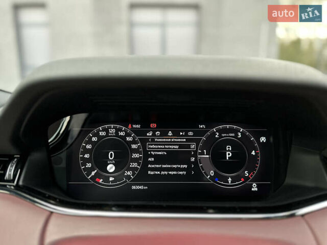 Червоний Ленд Ровер Рендж Ровер Евок, об'ємом двигуна 2 л та пробігом 63 тис. км за 39900 $, фото 56 на Automoto.ua