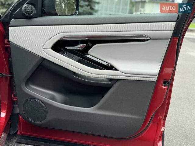 Красный Ленд Ровер Рендж Ровер Эвок, объемом двигателя 2 л и пробегом 38 тыс. км за 29900 $, фото 63 на Automoto.ua