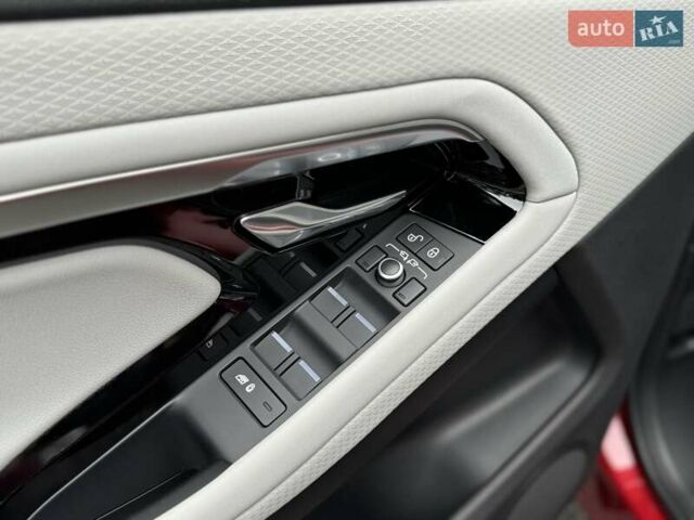 Красный Ленд Ровер Рендж Ровер Эвок, объемом двигателя 2 л и пробегом 38 тыс. км за 29900 $, фото 32 на Automoto.ua