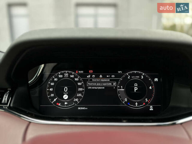 Червоний Ленд Ровер Рендж Ровер Евок, об'ємом двигуна 2 л та пробігом 63 тис. км за 39900 $, фото 58 на Automoto.ua