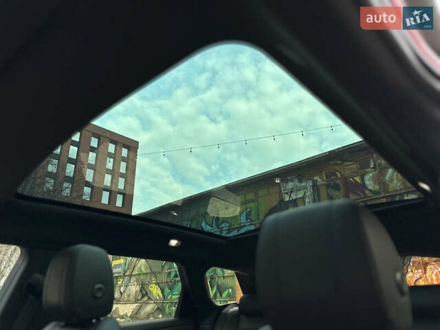 Червоний Ленд Ровер Рендж Ровер Евок, об'ємом двигуна 2 л та пробігом 63 тис. км за 39900 $, фото 49 на Automoto.ua