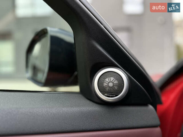 Червоний Ленд Ровер Рендж Ровер Евок, об'ємом двигуна 2 л та пробігом 63 тис. км за 39900 $, фото 40 на Automoto.ua