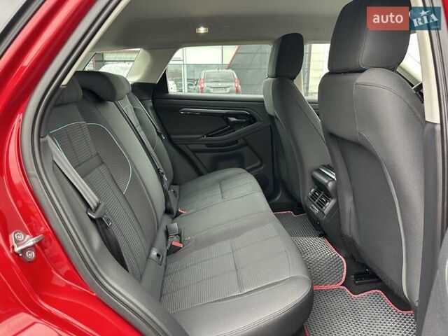 Красный Ленд Ровер Рендж Ровер Эвок, объемом двигателя 2 л и пробегом 84 тыс. км за 33900 $, фото 30 на Automoto.ua