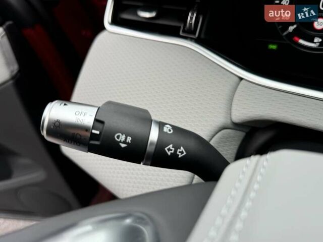 Красный Ленд Ровер Рендж Ровер Эвок, объемом двигателя 2 л и пробегом 38 тыс. км за 29900 $, фото 48 на Automoto.ua