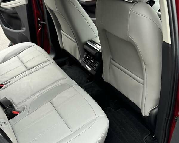 Красный Ленд Ровер Рендж Ровер Эвок, объемом двигателя 2 л и пробегом 38 тыс. км за 29900 $, фото 62 на Automoto.ua