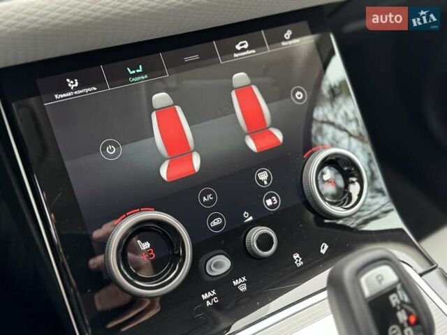 Красный Ленд Ровер Рендж Ровер Эвок, объемом двигателя 2 л и пробегом 38 тыс. км за 29900 $, фото 90 на Automoto.ua