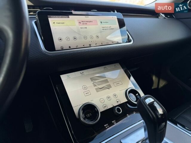 Червоний Ленд Ровер Рендж Ровер Евок, об'ємом двигуна 2 л та пробігом 83 тис. км за 30000 $, фото 24 на Automoto.ua