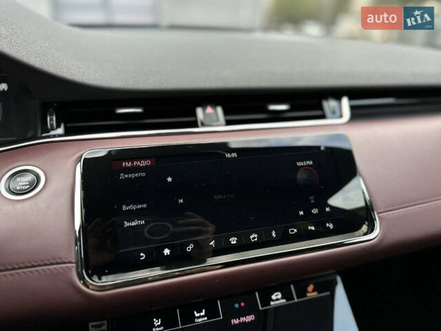 Червоний Ленд Ровер Рендж Ровер Евок, об'ємом двигуна 2 л та пробігом 63 тис. км за 39900 $, фото 68 на Automoto.ua