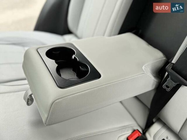 Красный Ленд Ровер Рендж Ровер Эвок, объемом двигателя 2 л и пробегом 38 тыс. км за 29900 $, фото 58 на Automoto.ua