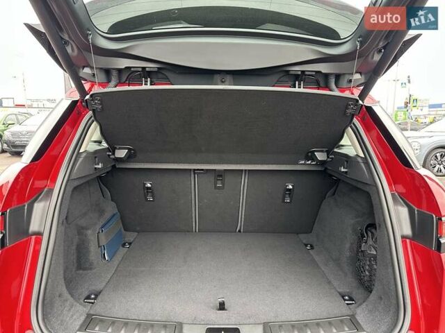 Красный Ленд Ровер Рендж Ровер Эвок, объемом двигателя 2 л и пробегом 84 тыс. км за 33900 $, фото 9 на Automoto.ua