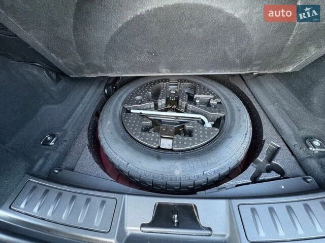 Красный Ленд Ровер Рендж Ровер Эвок, объемом двигателя 2 л и пробегом 54 тыс. км за 31999 $, фото 16 на Automoto.ua