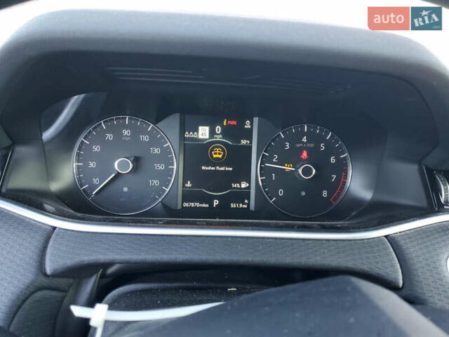 Красный Ленд Ровер Рендж Ровер Эвок, объемом двигателя 0 л и пробегом 108 тыс. км за 11500 $, фото 6 на Automoto.ua