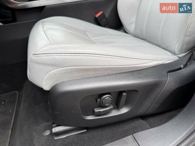 Червоний Ленд Ровер Рендж Ровер Евок, об'ємом двигуна 0 л та пробігом 86 тис. км за 30900 $, фото 19 на Automoto.ua