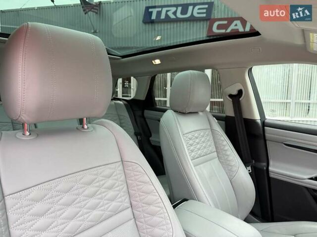 Червоний Ленд Ровер Рендж Ровер Евок, об'ємом двигуна 0 л та пробігом 86 тис. км за 30900 $, фото 42 на Automoto.ua