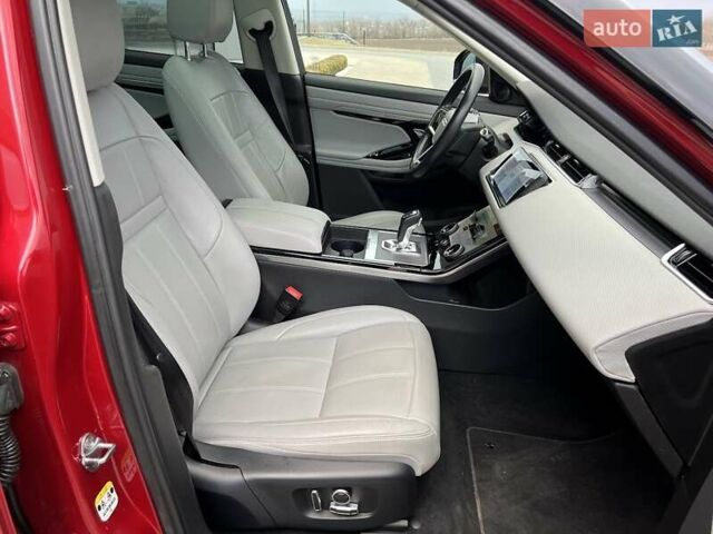 Красный Ленд Ровер Рендж Ровер Эвок, объемом двигателя 2 л и пробегом 64 тыс. км за 41300 $, фото 28 на Automoto.ua