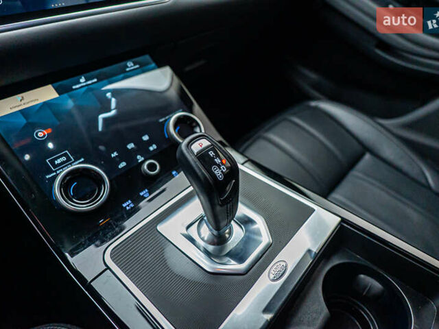 Красный Ленд Ровер Рендж Ровер Эвок, объемом двигателя 2 л и пробегом 77 тыс. км за 37799 $, фото 19 на Automoto.ua