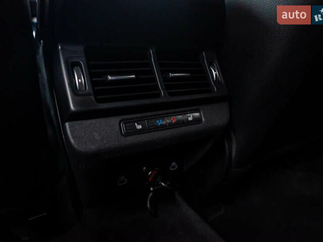 Красный Ленд Ровер Рендж Ровер Эвок, объемом двигателя 2 л и пробегом 77 тыс. км за 37799 $, фото 23 на Automoto.ua