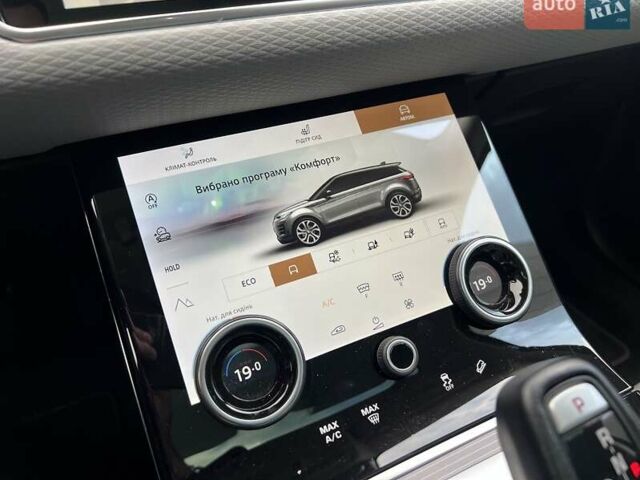 Красный Ленд Ровер Рендж Ровер Эвок, объемом двигателя 2 л и пробегом 64 тыс. км за 41300 $, фото 19 на Automoto.ua