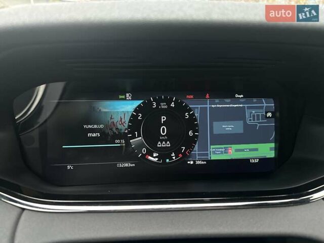 Червоний Ленд Ровер Рендж Ровер Евок, об'ємом двигуна 2 л та пробігом 32 тис. км за 45999 $, фото 23 на Automoto.ua