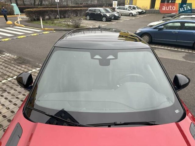 Червоний Ленд Ровер Рендж Ровер Евок, об'ємом двигуна 2 л та пробігом 32 тис. км за 45999 $, фото 14 на Automoto.ua