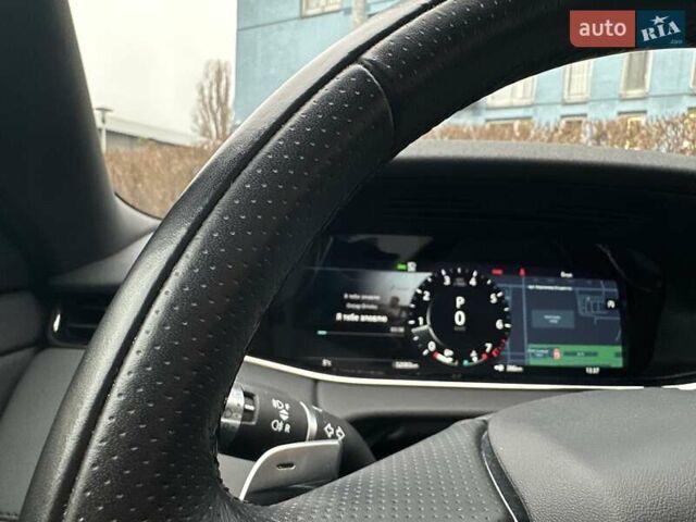 Червоний Ленд Ровер Рендж Ровер Евок, об'ємом двигуна 2 л та пробігом 32 тис. км за 45999 $, фото 27 на Automoto.ua