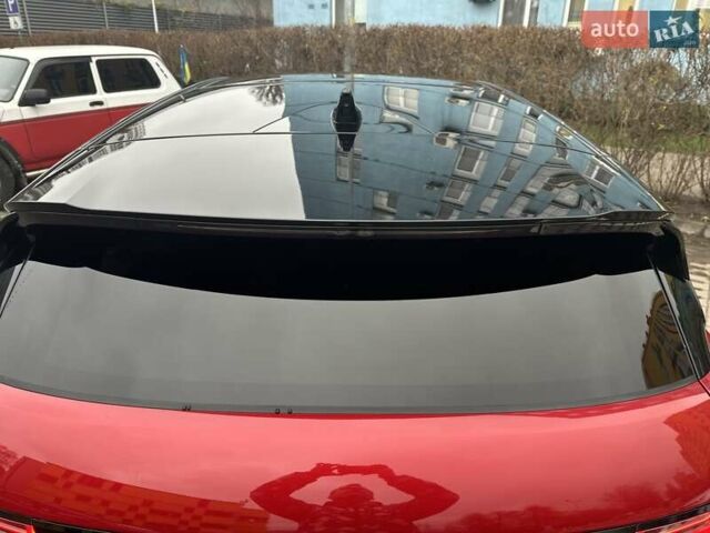 Червоний Ленд Ровер Рендж Ровер Евок, об'ємом двигуна 2 л та пробігом 32 тис. км за 45999 $, фото 12 на Automoto.ua