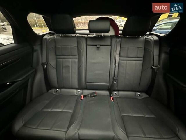 Червоний Ленд Ровер Рендж Ровер Евок, об'ємом двигуна 2 л та пробігом 32 тис. км за 45999 $, фото 36 на Automoto.ua