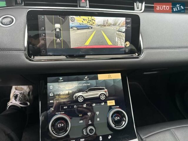 Червоний Ленд Ровер Рендж Ровер Евок, об'ємом двигуна 2 л та пробігом 32 тис. км за 45999 $, фото 51 на Automoto.ua