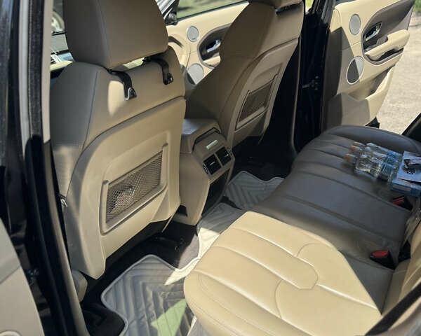 Ленд Ровер Рендж Ровер Евок, об'ємом двигуна 2.2 л та пробігом 177 тис. км за 19000 $, фото 9 на Automoto.ua