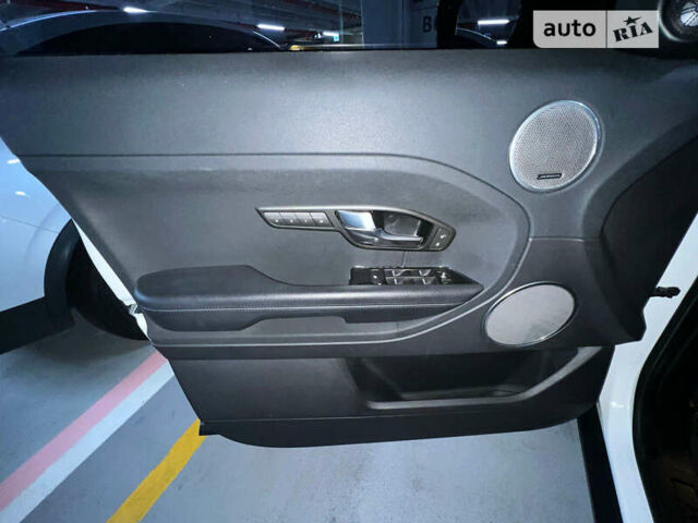 Ленд Ровер Рендж Ровер Эвок, объемом двигателя 2.2 л и пробегом 120 тыс. км за 27000 $, фото 10 на Automoto.ua