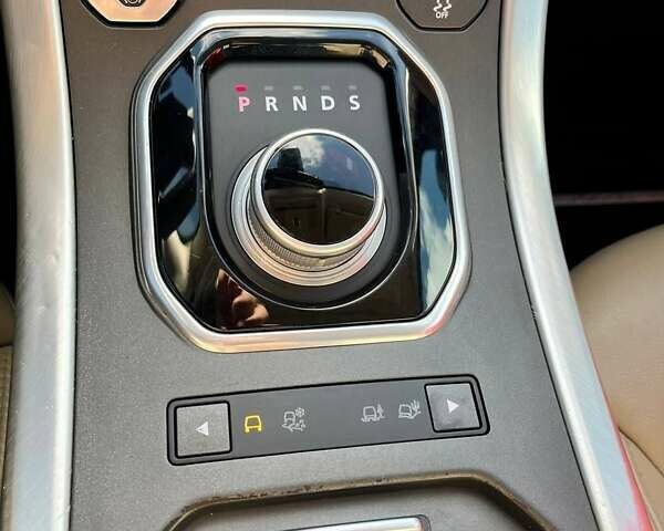 Ленд Ровер Рендж Ровер Евок 2015 у Рівному на Automoto.ua Ленд Ровер Рендж Ровер Евок, об'ємом двигуна 2 л та пробігом 178 тис. км за 14800 $, фото 7 на Automoto.ua