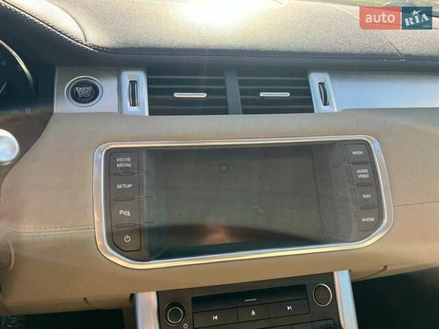 Ленд Ровер Рендж Ровер Евок 2015 у Рівному на Automoto.ua Ленд Ровер Рендж Ровер Евок, об'ємом двигуна 2 л та пробігом 178 тис. км за 14800 $, фото 20 на Automoto.ua