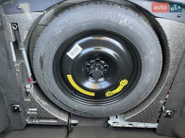 Ленд Ровер Рендж Ровер Эвок, объемом двигателя 2 л и пробегом 172 тыс. км за 20000 $, фото 15 на Automoto.ua