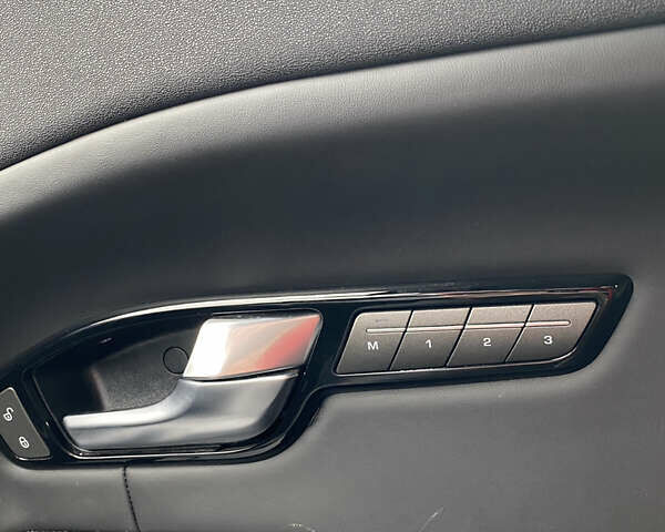 Ленд Ровер Рендж Ровер Евок, об'ємом двигуна 2 л та пробігом 90 тис. км за 17581 $, фото 11 на Automoto.ua