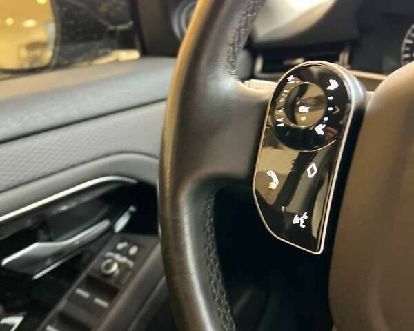 Ленд Ровер Рендж Ровер Евок 2019 у Києві на Automoto.ua Ленд Ровер Рендж Ровер Евок, об'ємом двигуна 2 л та пробігом 93 тис. км за 28990 $, фото 27 на Automoto.ua