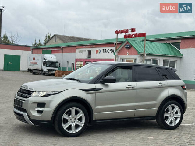 Жовтий Ленд Ровер Рендж Ровер Евок, об'ємом двигуна 2.18 л та пробігом 183 тис. км за 18950 $, фото 5 на Automoto.ua