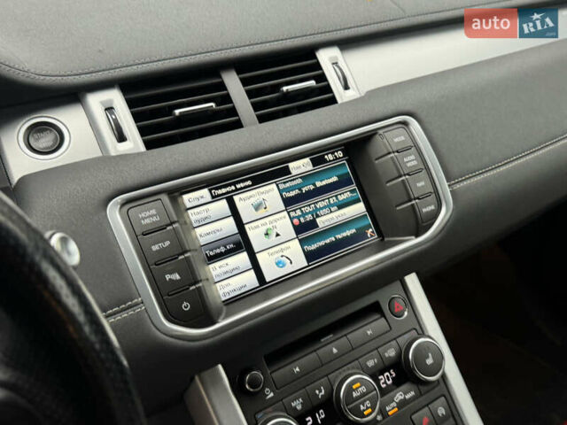 Жовтий Ленд Ровер Рендж Ровер Евок, об'ємом двигуна 2.18 л та пробігом 183 тис. км за 18950 $, фото 29 на Automoto.ua