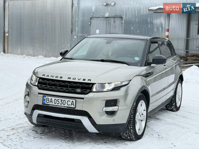 Жовтий Ленд Ровер Рендж Ровер Евок, об'ємом двигуна 2.18 л та пробігом 183 тис. км за 18750 $, фото 3 на Automoto.ua
