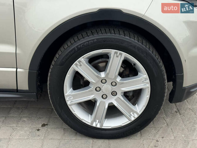 Жовтий Ленд Ровер Рендж Ровер Евок, об'ємом двигуна 2.18 л та пробігом 183 тис. км за 18950 $, фото 16 на Automoto.ua