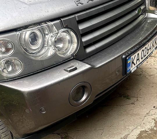 Сірий Ленд Ровер Рендж Ровер Евок, об'ємом двигуна 4.4 л та пробігом 210 тис. км за 11000 $, фото 5 на Automoto.ua
