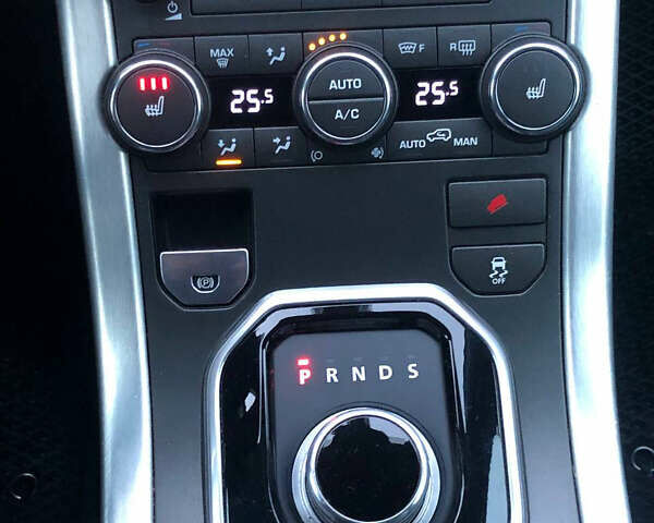 Серый Ленд Ровер Рендж Ровер Эвок, объемом двигателя 2 л и пробегом 194 тыс. км за 15200 $, фото 61 на Automoto.ua