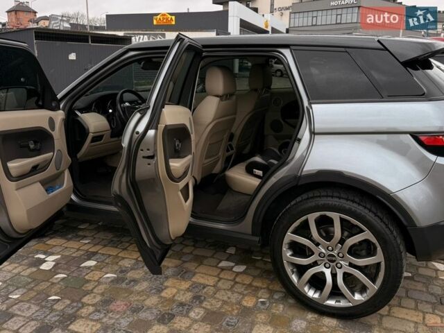 Сірий Ленд Ровер Рендж Ровер Евок, об'ємом двигуна 2 л та пробігом 280 тис. км за 14800 $, фото 11 на Automoto.ua