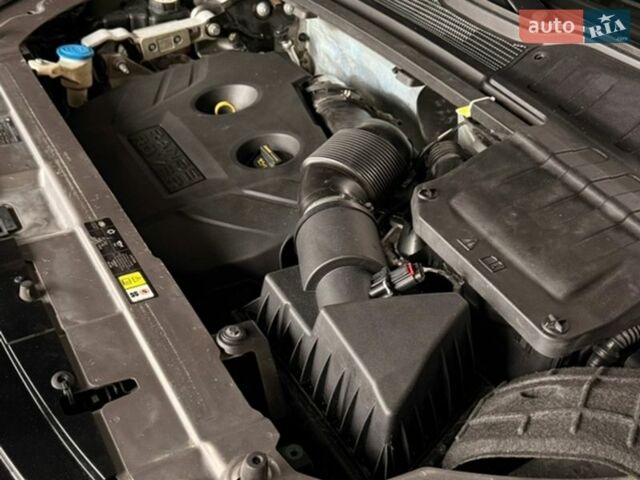 Сірий Ленд Ровер Рендж Ровер Евок, об'ємом двигуна 2 л та пробігом 280 тис. км за 14800 $, фото 37 на Automoto.ua